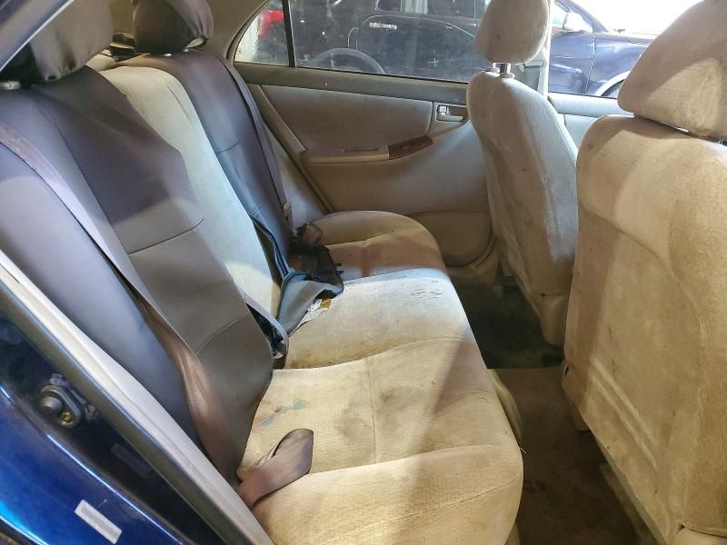 2004 Toyota Corolla ce