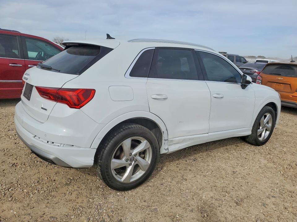 2020 Audi Q3 Premium