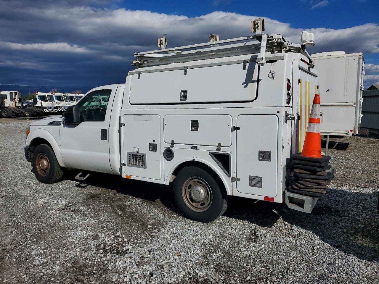 2013 Ford F350 Utility / Service Truck