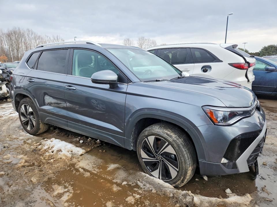 2025 Volkswagen Taos se