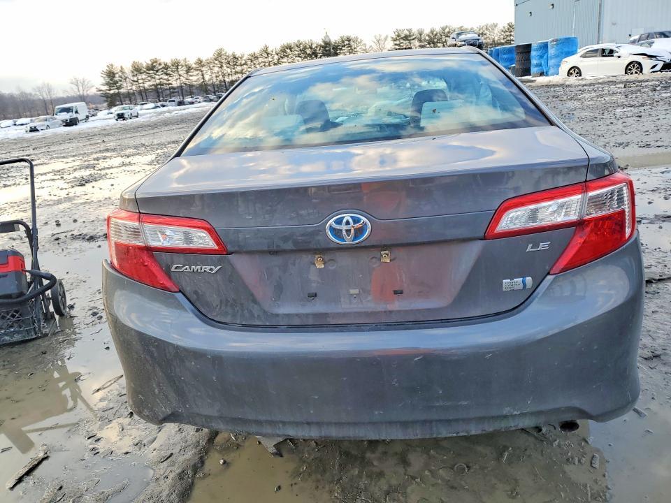 2014 Toyota Camry Hybrid le