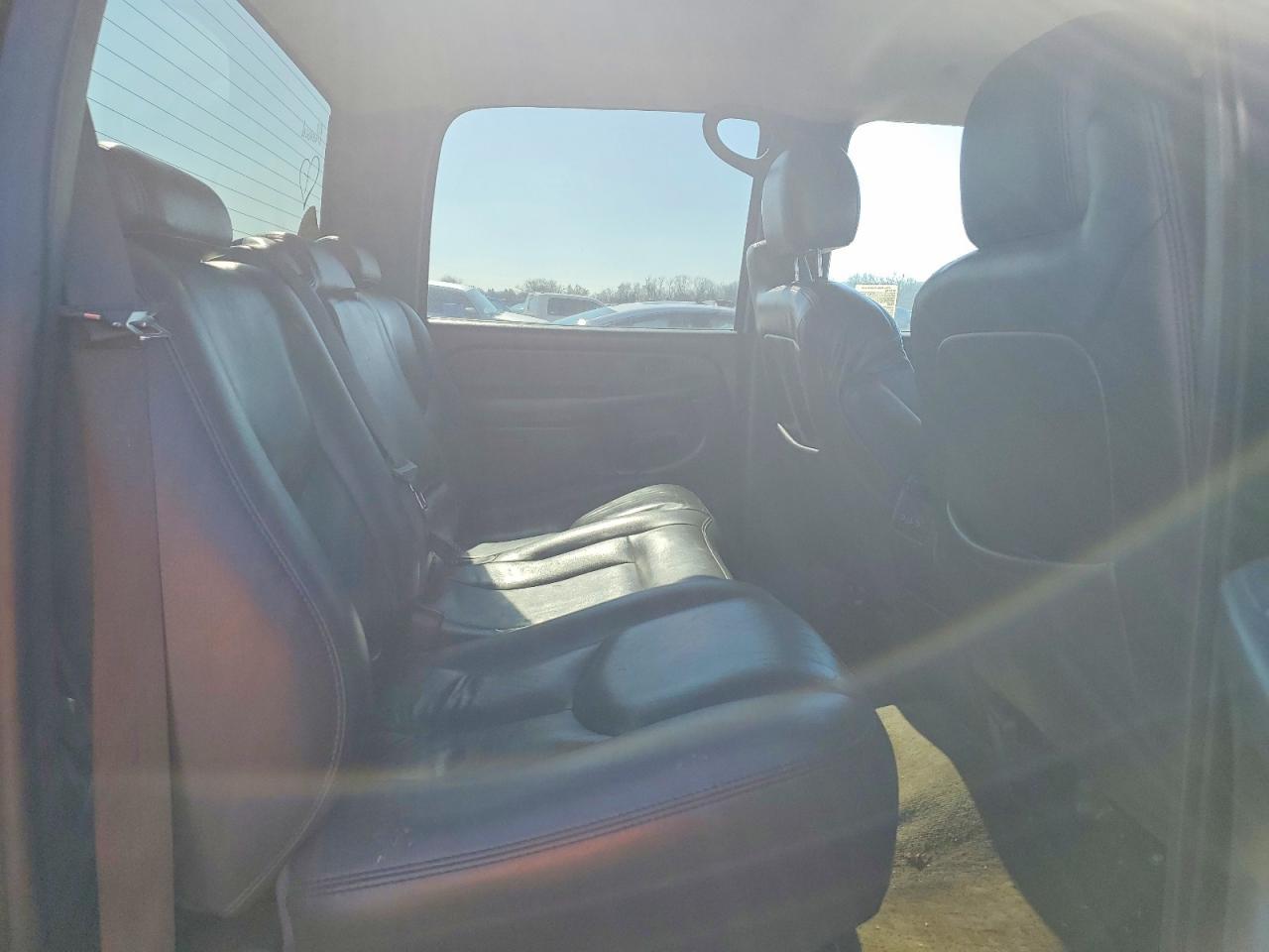 2004 Chevrolet Silverado C2500 Heavy Duty