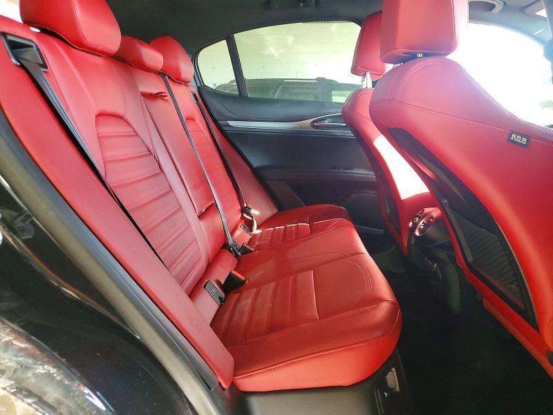 2024 Alfa Romeo Stelvio ti