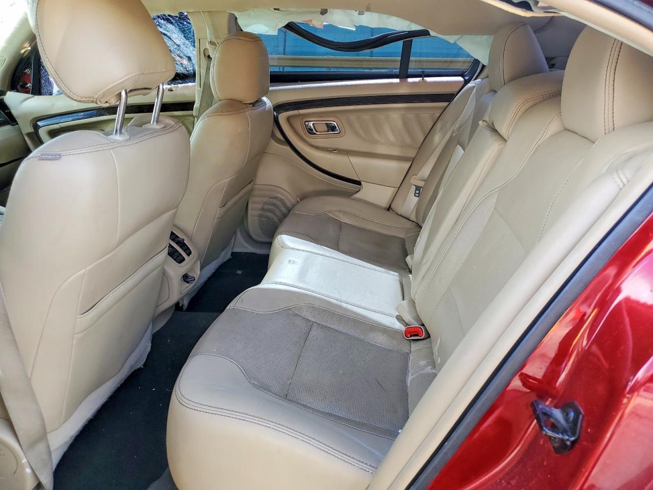 2015 Ford Taurus Limited