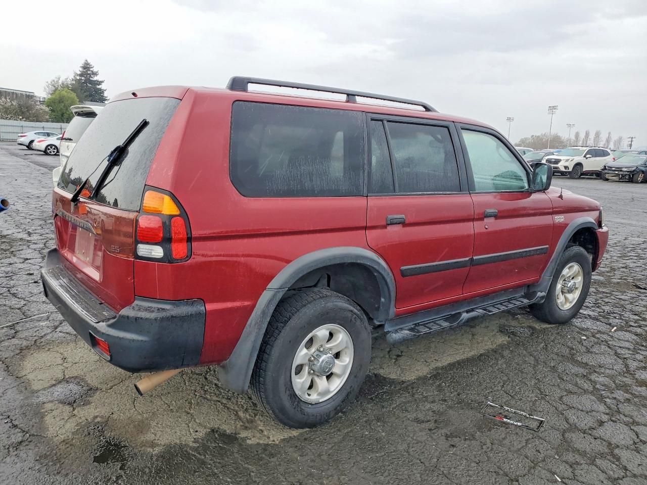 2002 Mitsubishi Montero Sport es