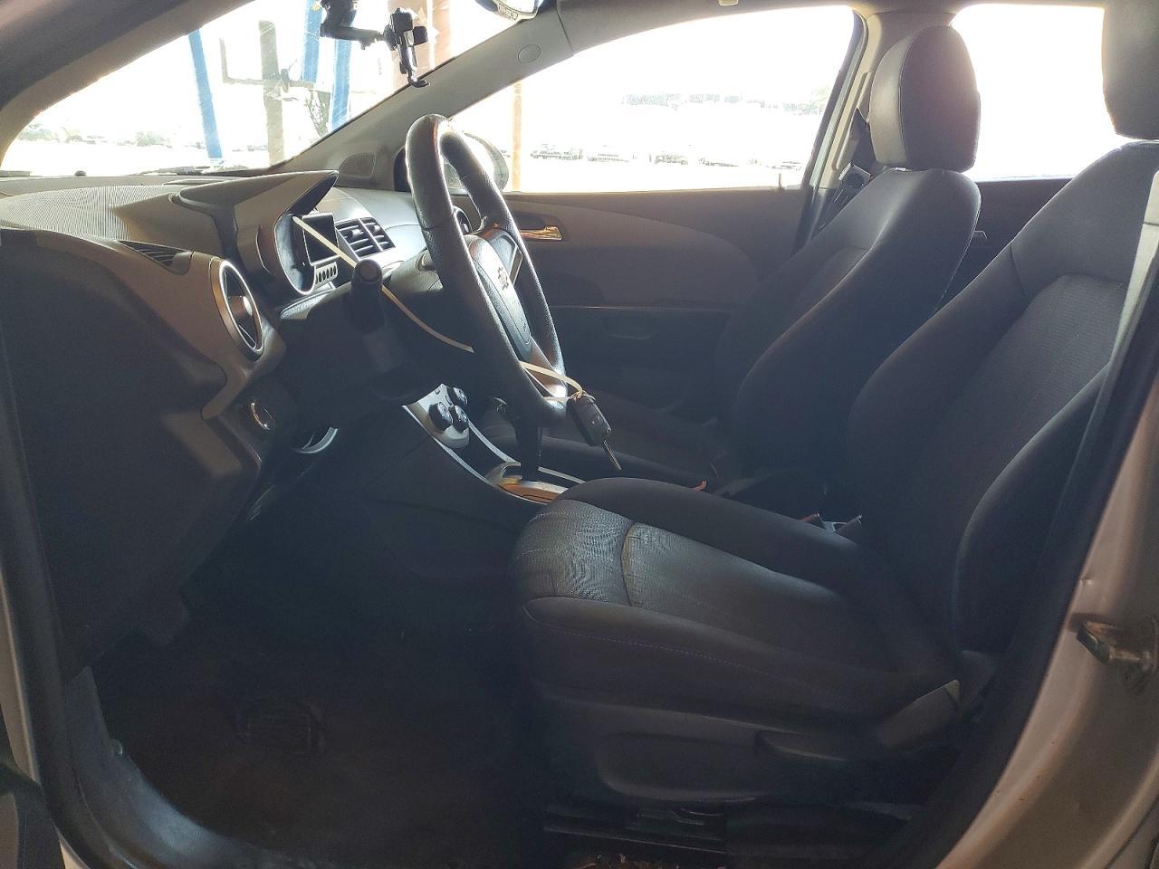 2012 Chevrolet Sonic lt