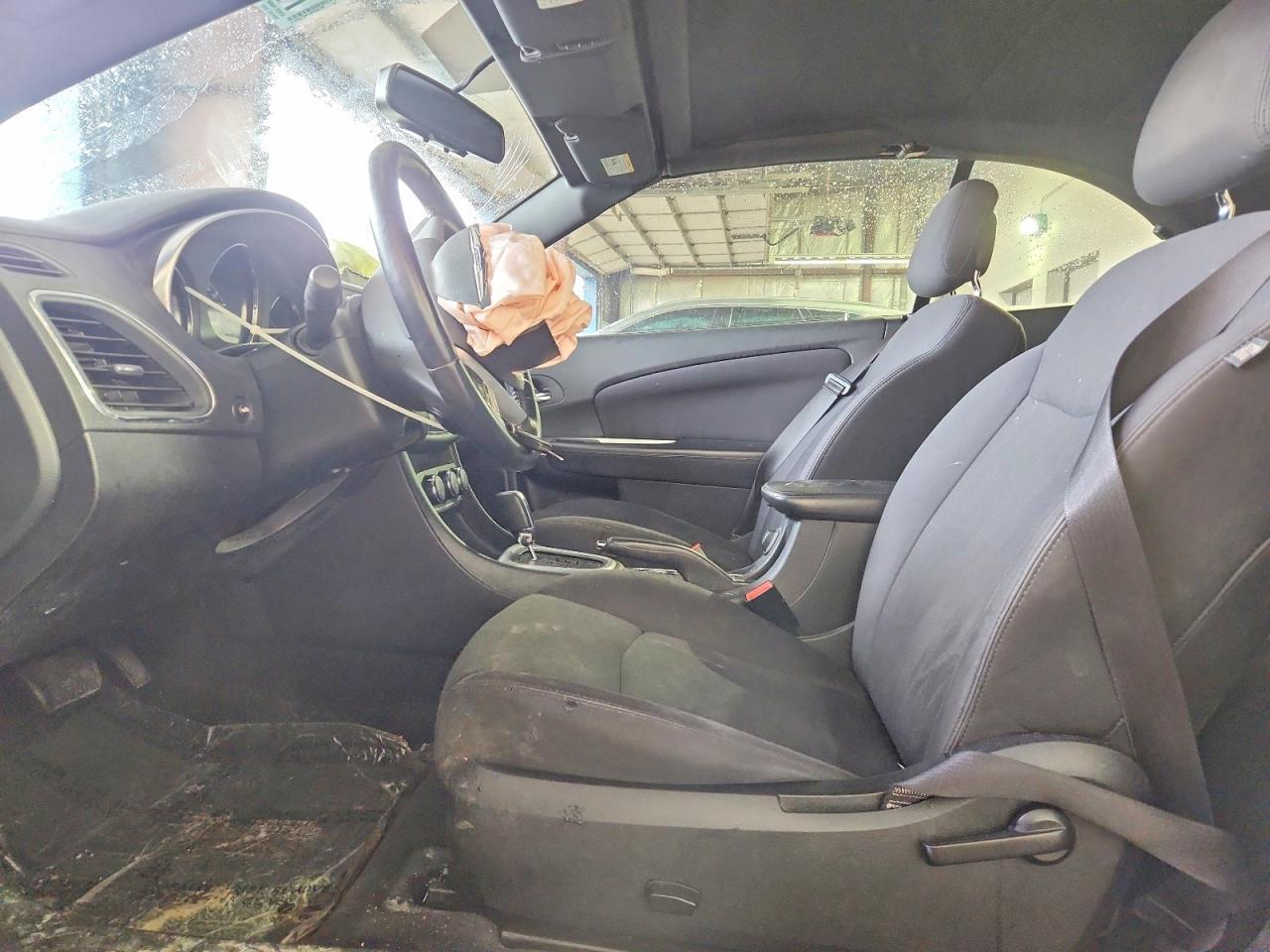 2013 Chrysler 200 Touring