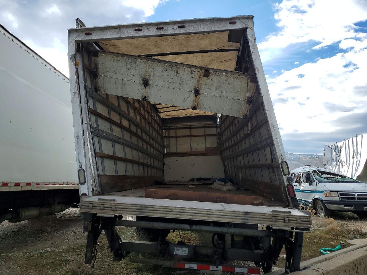 2019 Freightliner M2 106 MED-Semi Truck