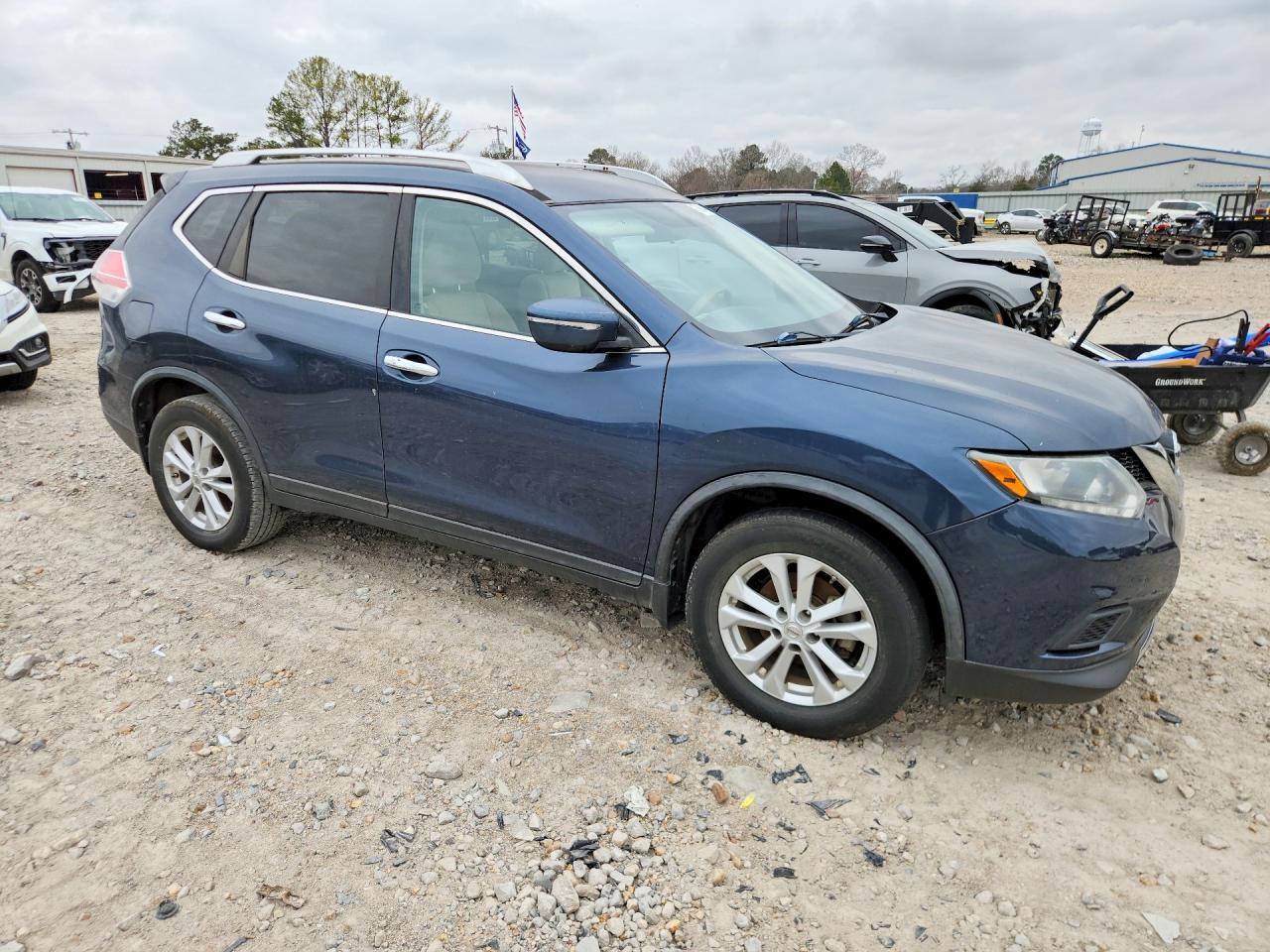 2015 Nissan Rogue s