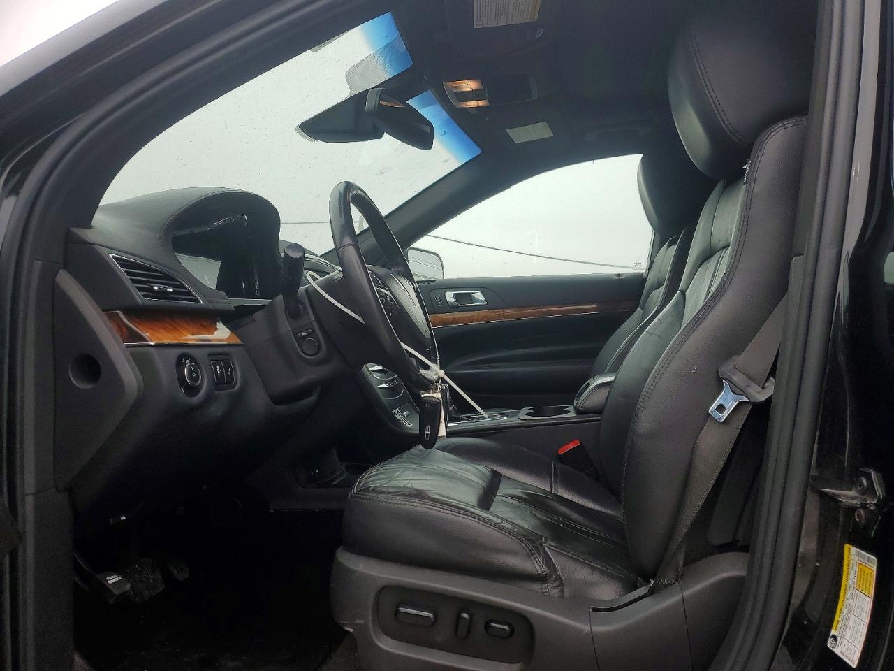 2015 Lincoln MKT