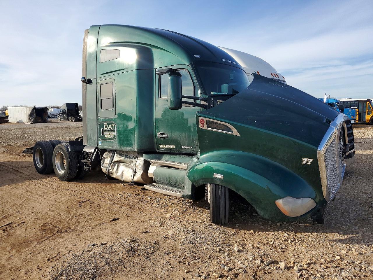 2020 Kenworth Construction T680