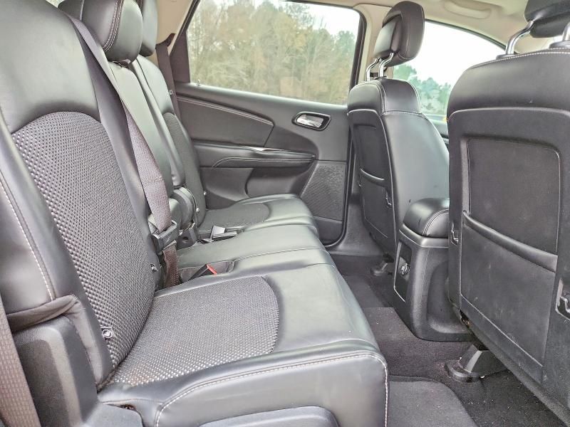 2020 Dodge Journey Crossroad