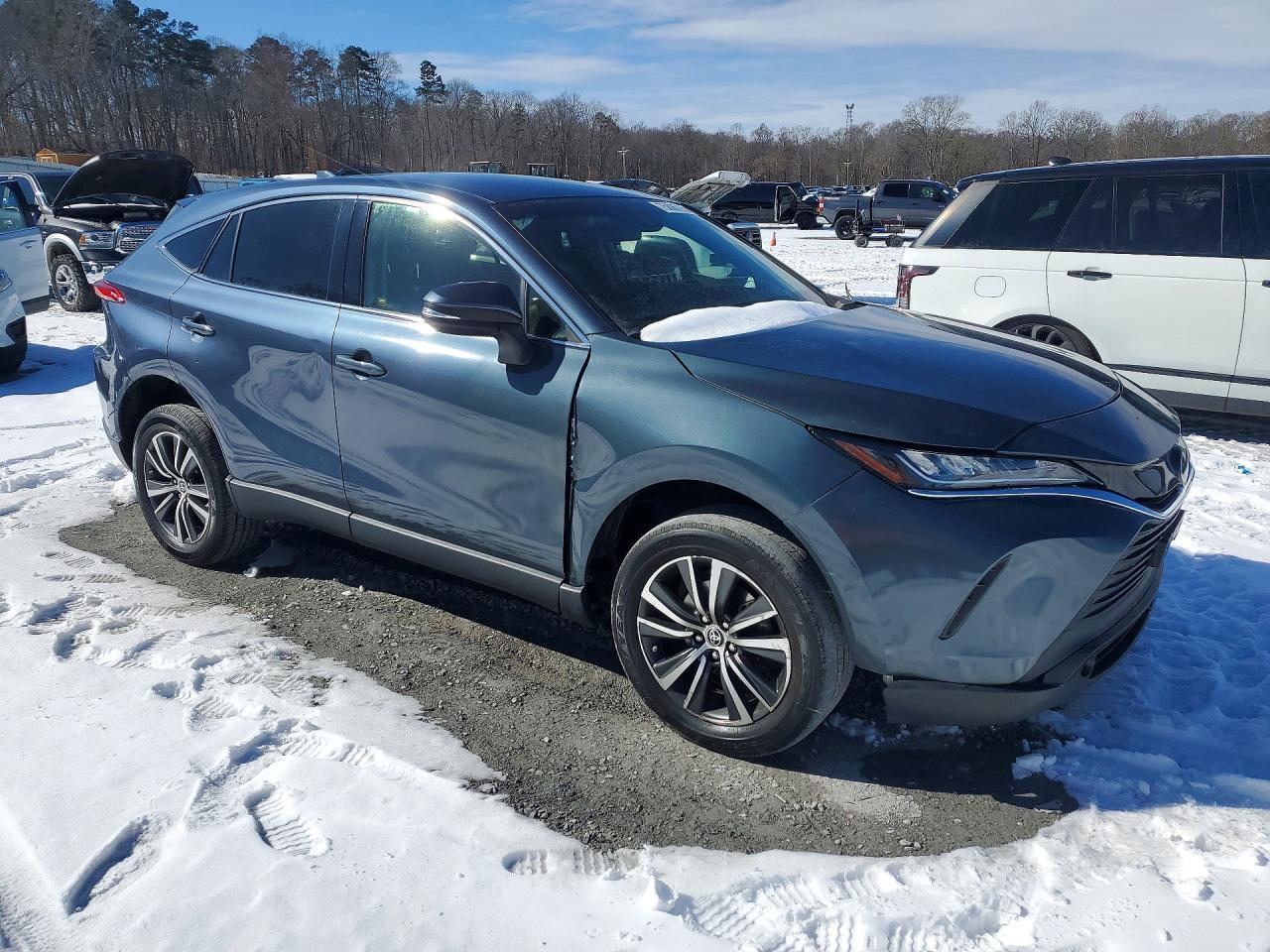 2021 Toyota Venza le