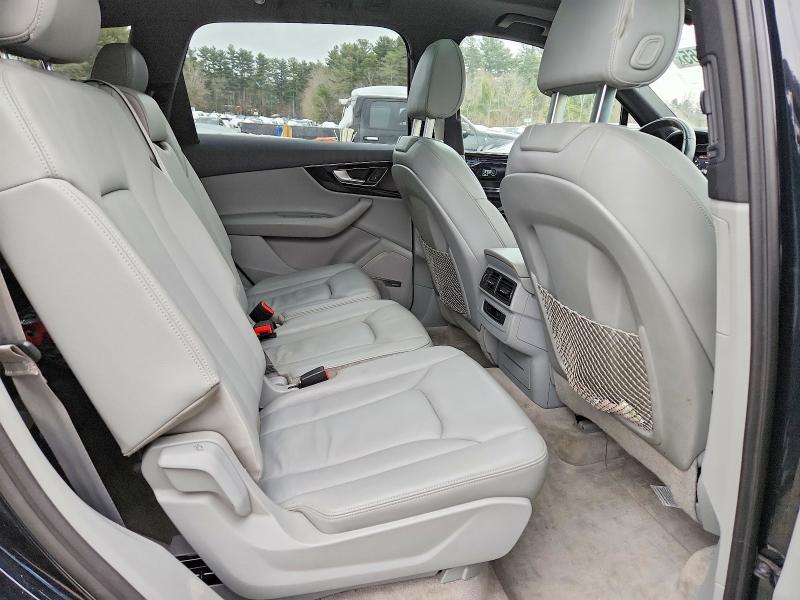 2017 Audi Q7 Premium Plus