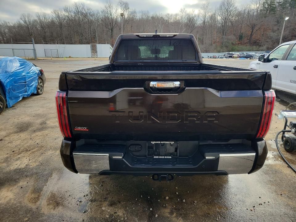 2024 Toyota Tundra Crewmax Platinum