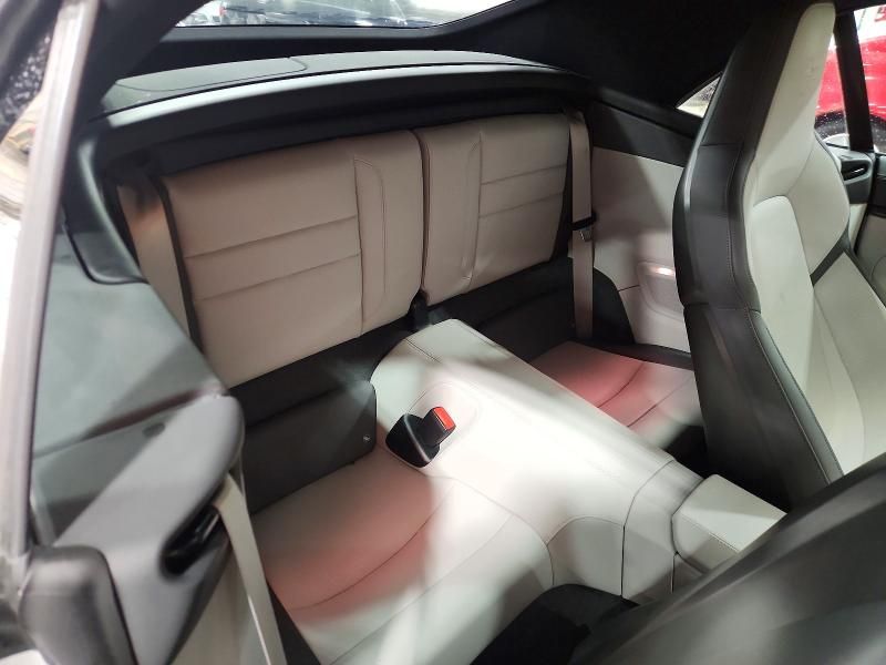 2025 Porsche 911 Carrera