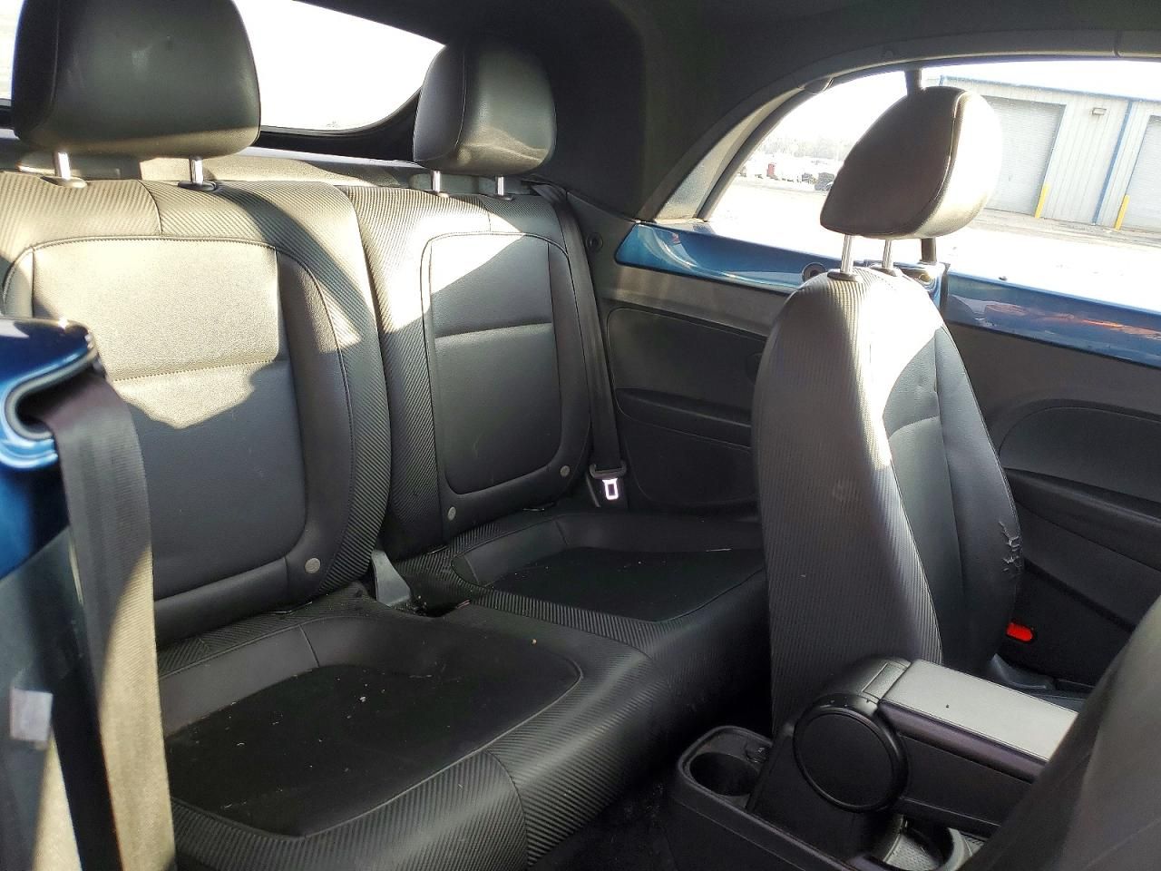 2018 Volkswagen Beetle s