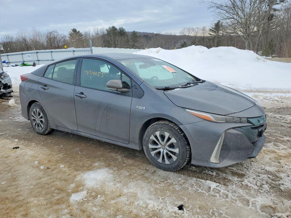 2020 Toyota Prius Prime le