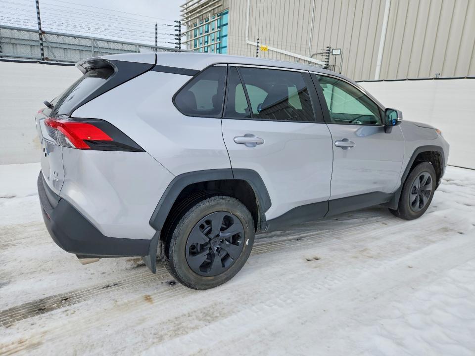 2023 Toyota Rav4 le