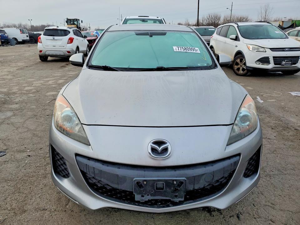 2013 Mazda 3 I