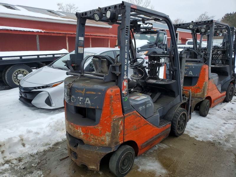 2014 Toyt Forklift-forklift