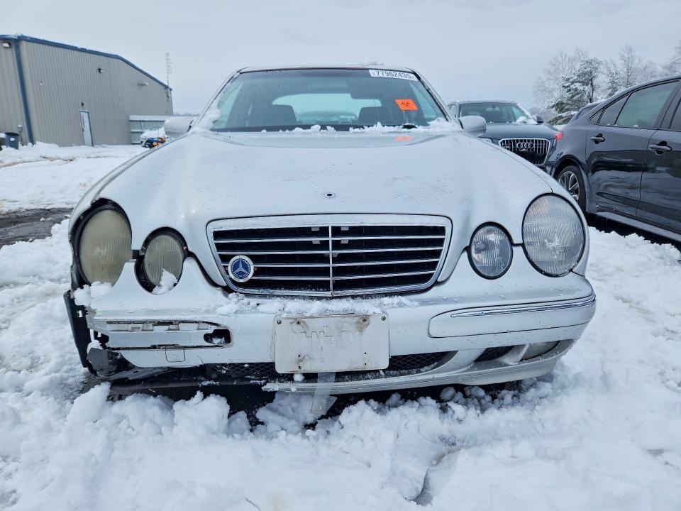 2002 Mercedes-Benz E 320