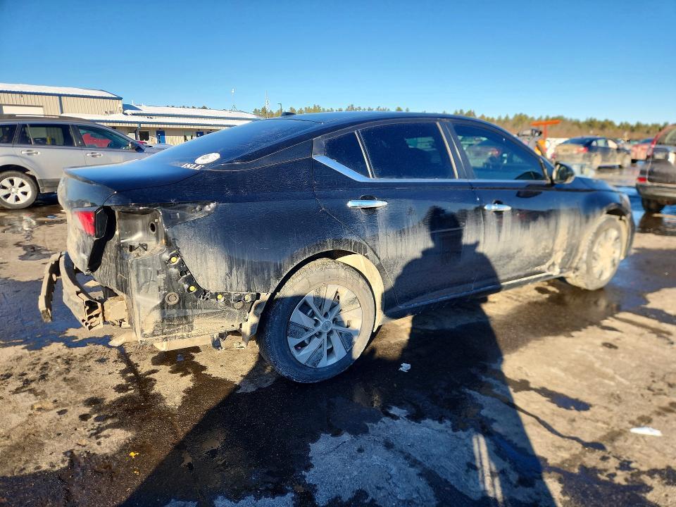 2019 Nissan Altima s