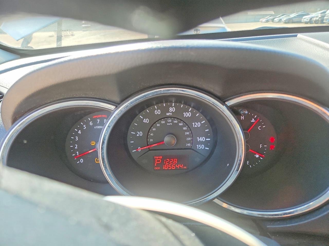 2013 KIA Sorento lx