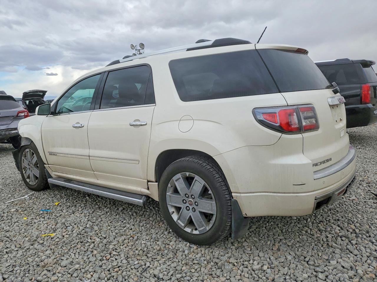 2014 GMC Acadia Denali