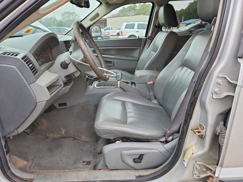 2006 Jeep Grand Cherokee Laredo