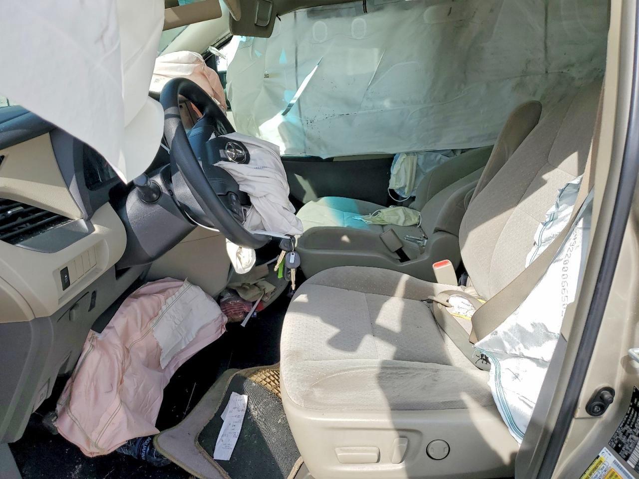 2015 Toyota Sienna le