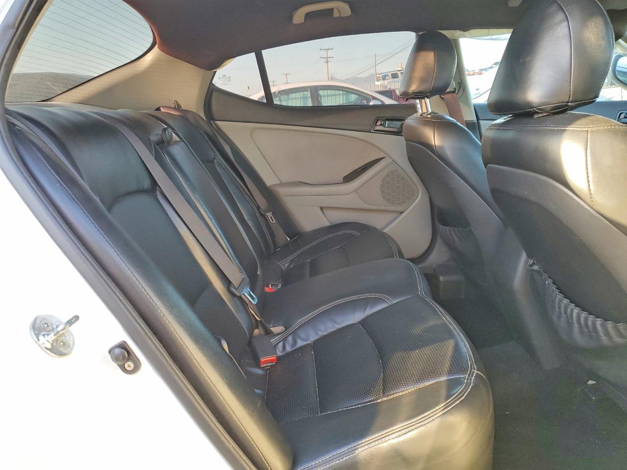 2013 KIA Optima lx