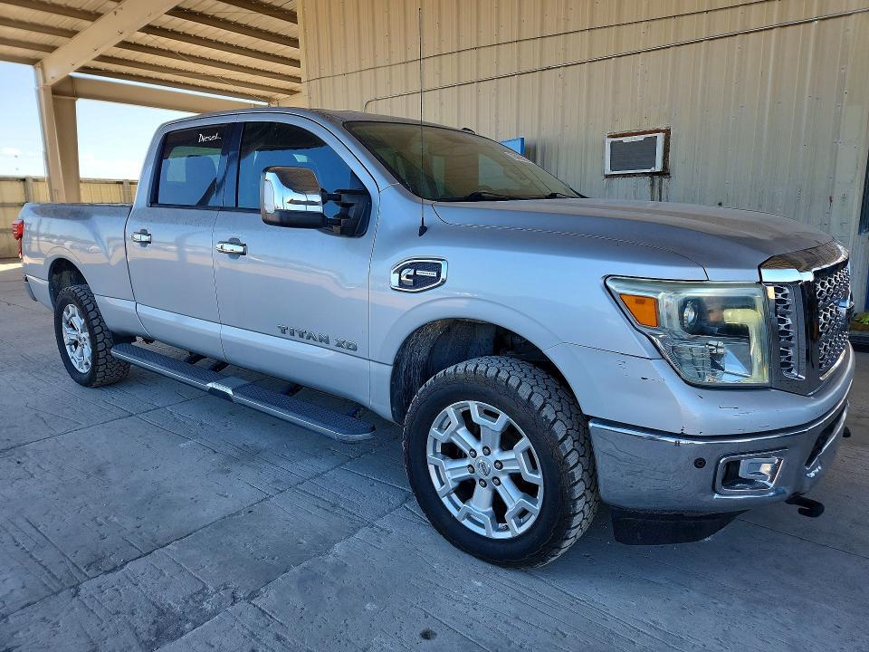2016 Nissan Titan XD SL