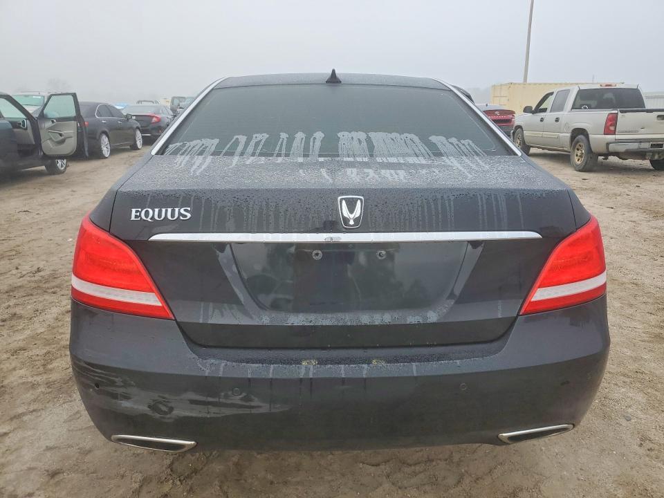 2014 Hyundai Equus Signature