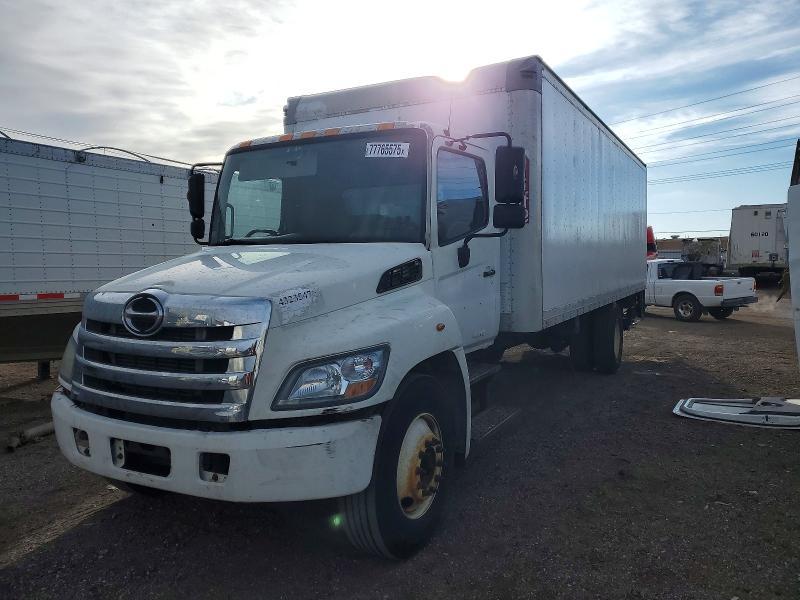 2012 Hino 338 BOX Truck