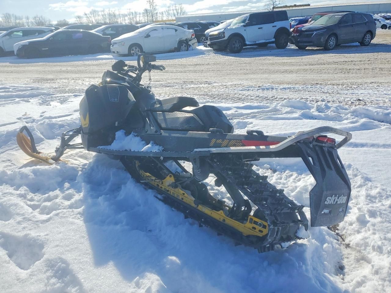 2023 Skidoo Summit X85