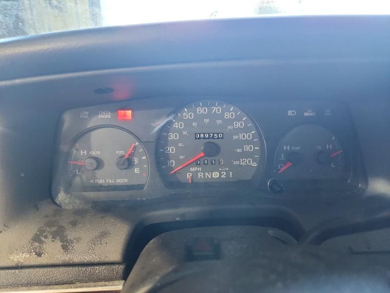 2003 Mercury Grand Marquis gs