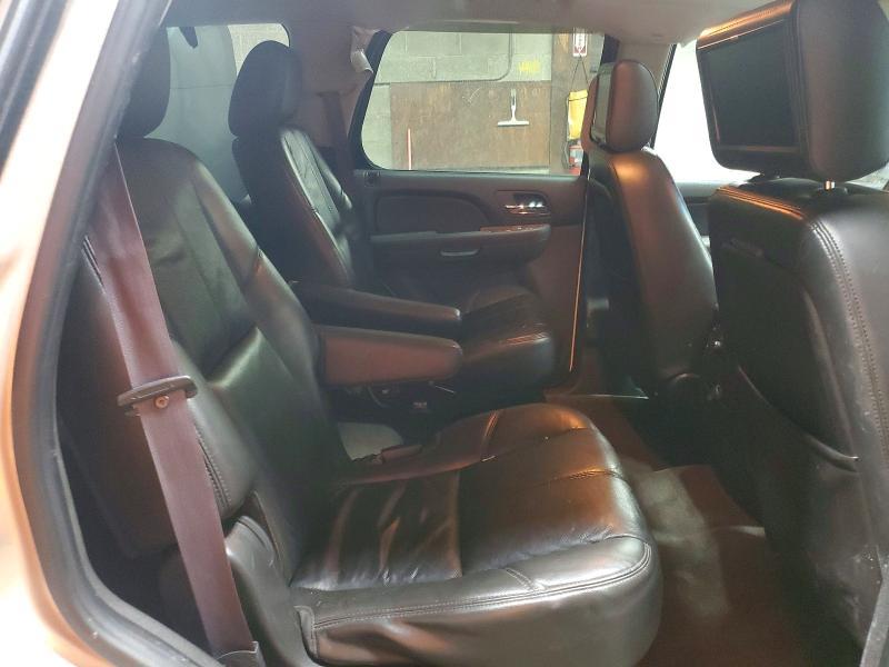 2011 GMC Yukon slt