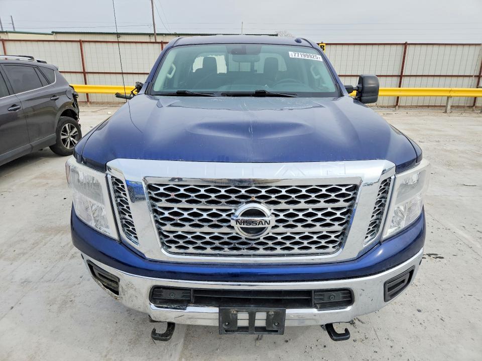 2018 Niss Titan xd sv
