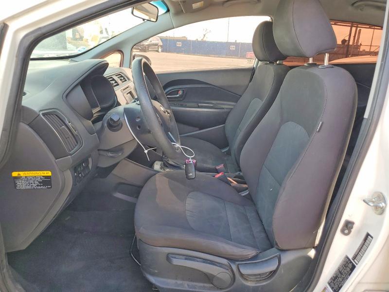 2017 KIA Rio lx