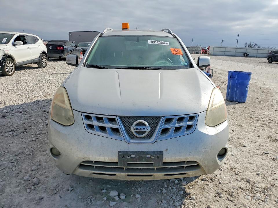 2011 Nissan Rogue s