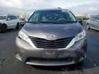 2012 Toyota Sienna le
