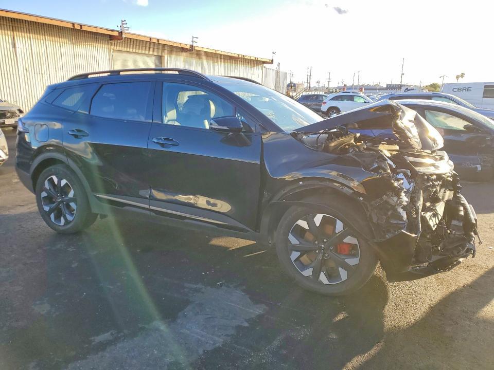 2025 KIA Sportage x Line