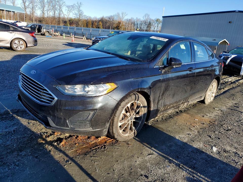 2020 Ford Fusion se