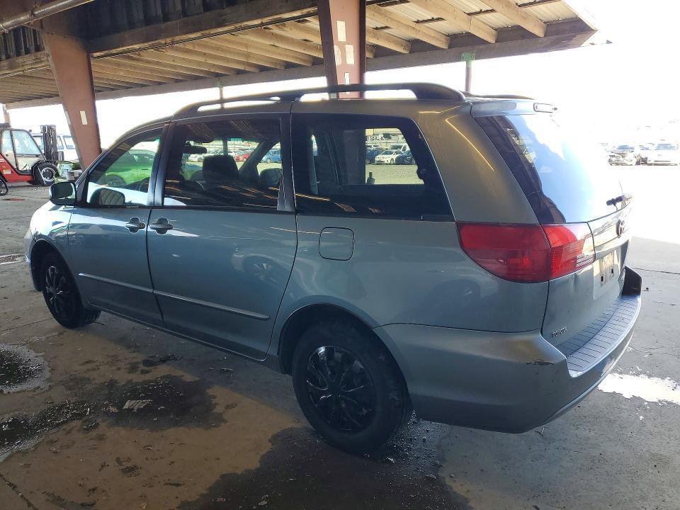 2005 Toyota Sienna ce