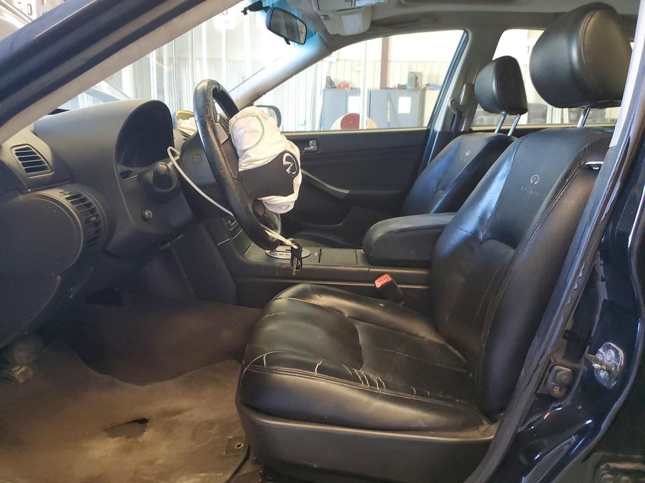 2003 Infiniti G35 Base
