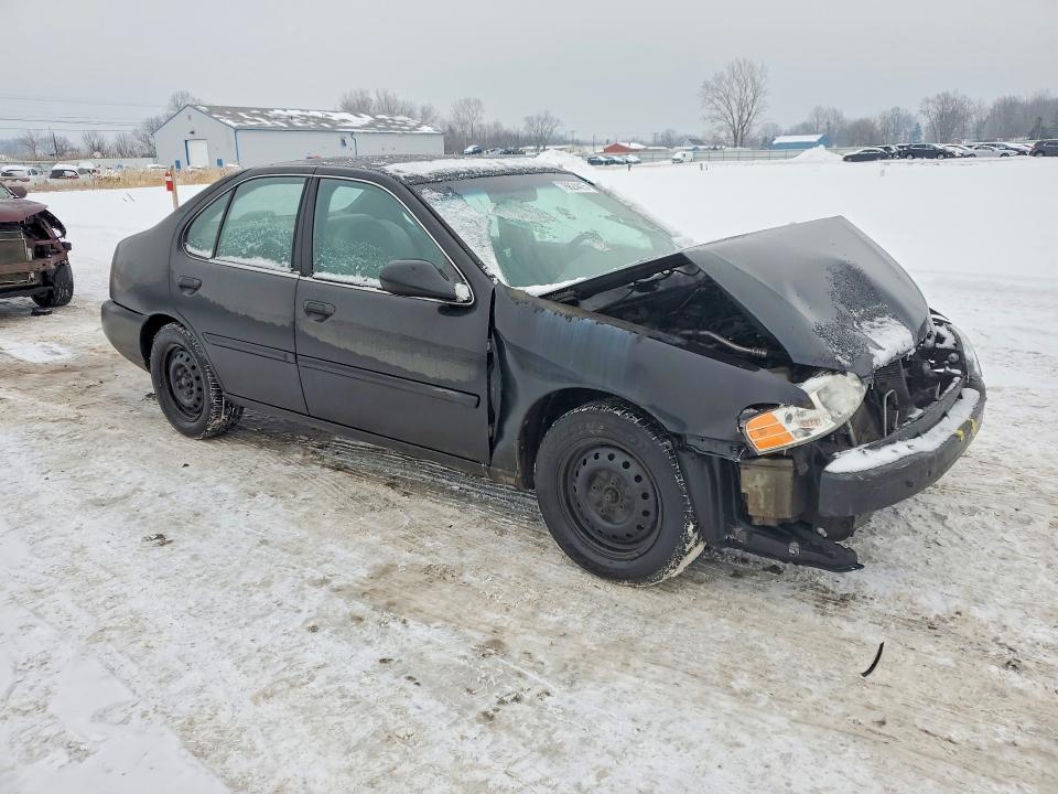 2001 Nissan Altima xe