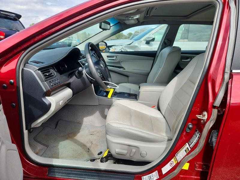 2016 Toyota Camry le