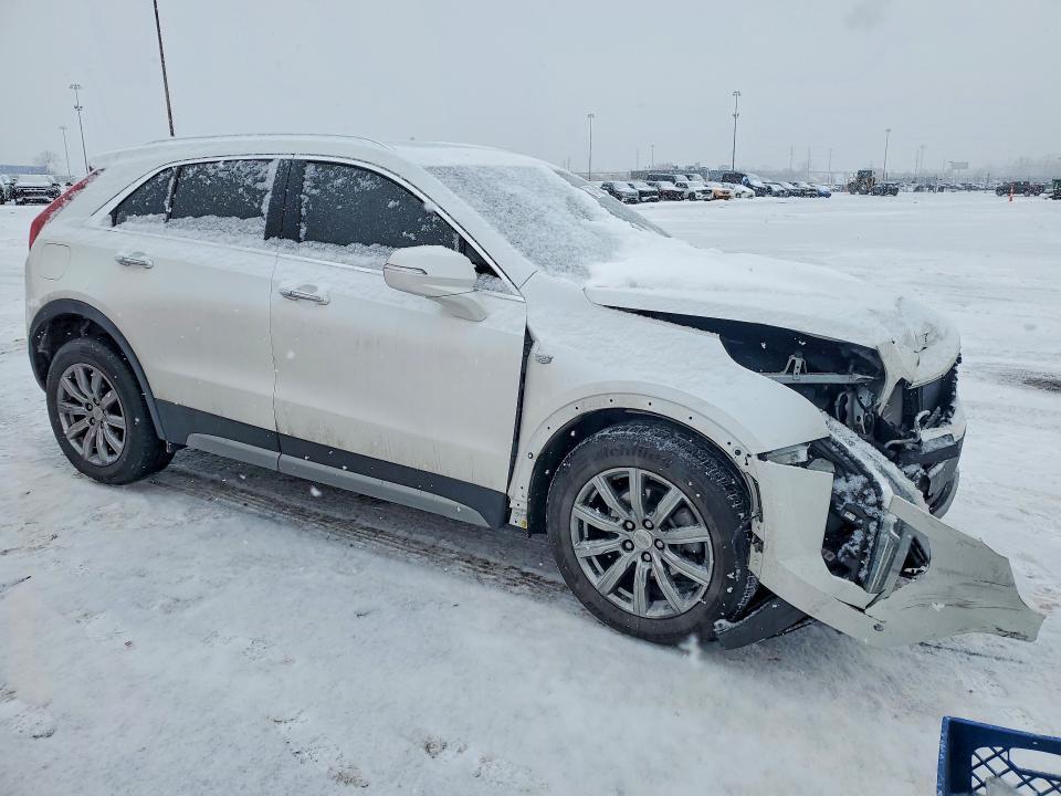 2021 Cadillac XT4 Premium Luxury