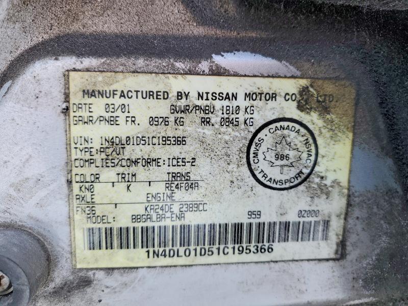 2001 Nissan Altima xe